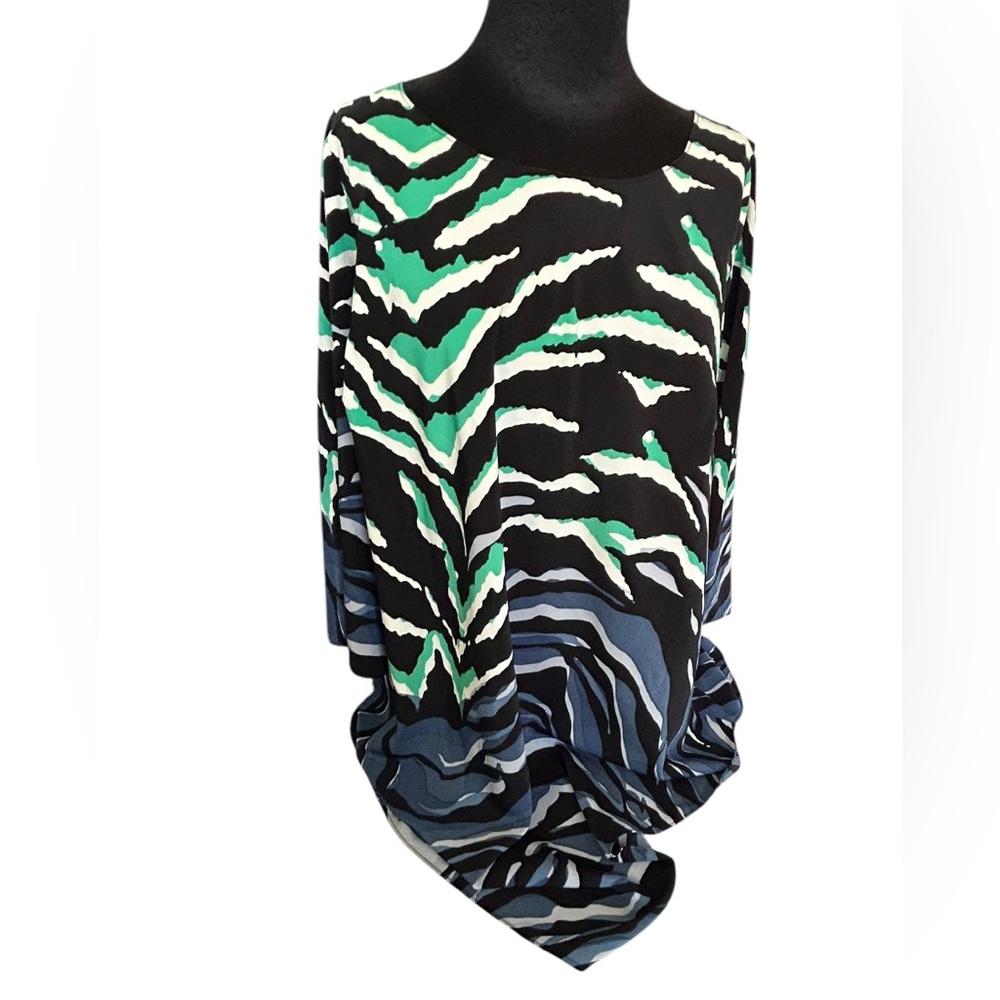 NWT Alfani Women 1X Top Tunic Stretch Blue, Green Zebra Stripes High Low Hem New